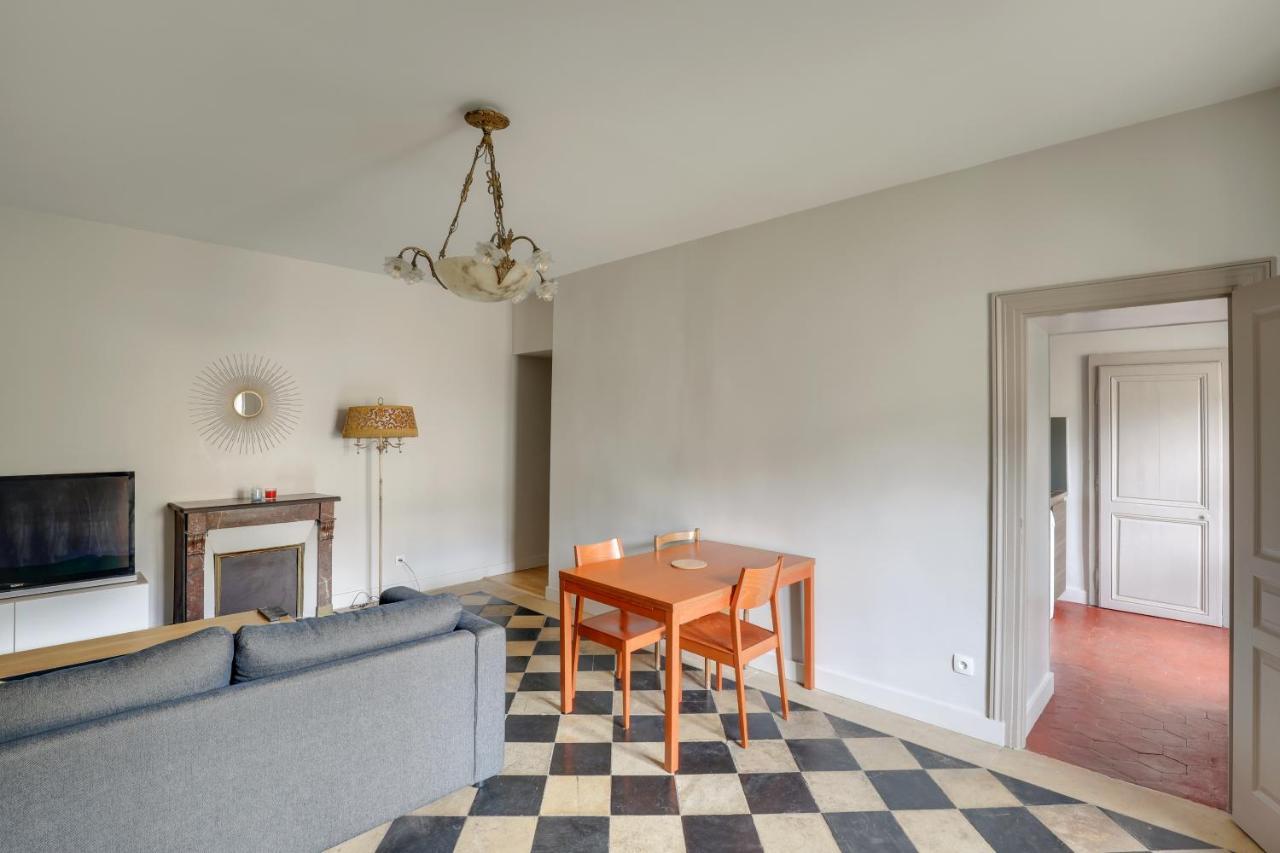 Le Richelieu Apartment Versailles Bagian luar foto